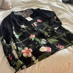 Ted Baker top. Size 4 (Ted Baker sizing) Large